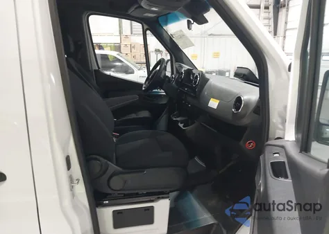 2025 Mercedes-Benz Sprinter 2500 Standard Roof 4-Cyl Diesel из США, поврежденный, VIN W1Z4KFHYXST229156